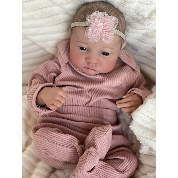 🆕 Reborn Baby Doll Pink Crafted Silicone Vinyl Full Body Anatomically Correct - Picture 2 of 6